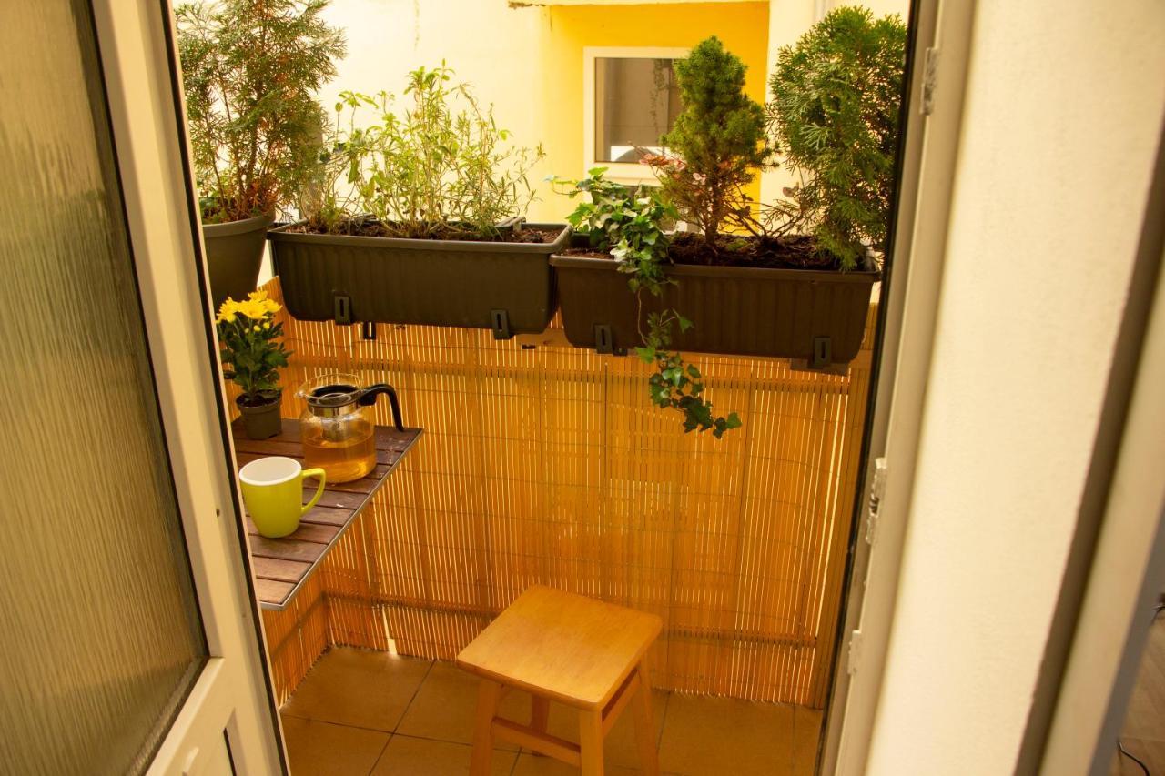 Double King Size Sunny In Castle Area Apartment Prag